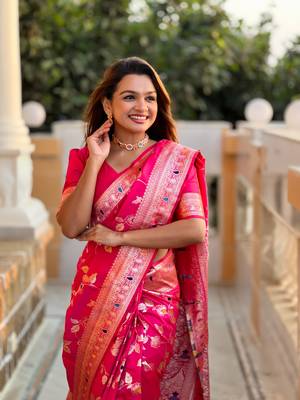 Soft banarasi silk blend saree with zari weaving meenakari design 4