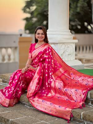 Soft banarasi silk blend saree with zari weaving meenakari design 5