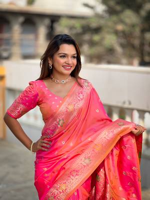 Soft banarasi silk blend saree with zari weaving meenakari design 4
