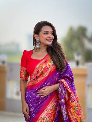 Soft paithani silk blend saree with zari weaving meenakari bandhej design 4