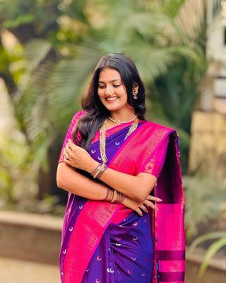 Soft paithani silk blend saree with zari weaving meenakari moon design 4