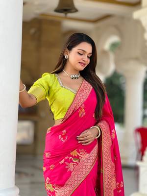Soft dolla silk blend saree with zari weaving meenakari design 4