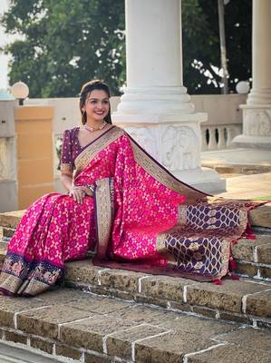 Soft silk blend saree with zari weaving meenakari bandhani design all over saree 5