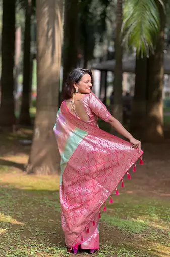 Soft silk blend saree with zari weaving meenakari saree & zari weaving contrast rich pallu with blouse piece