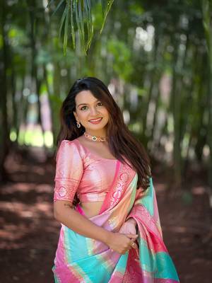 Soft silk blend saree with zari weaving meenakari saree & zari weaving contrast rich pallu with blouse piece 5