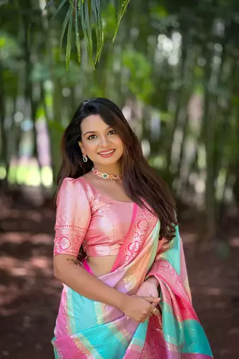 Soft silk blend saree with zari weaving meenakari saree & zari weaving contrast rich pallu with blouse piece