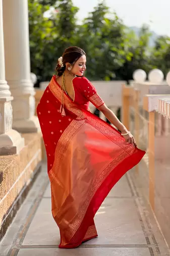 Soft banarasi silk blend saree with zari weaving motif design