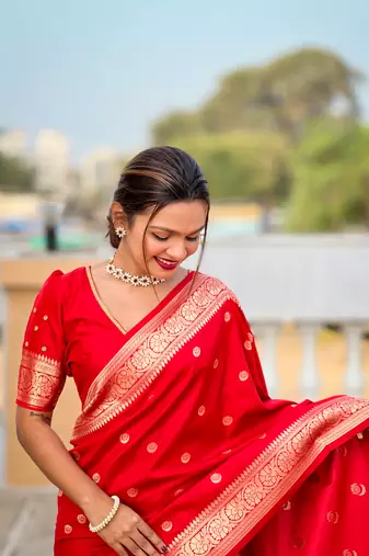 Soft banarasi silk blend saree with zari weaving motif design