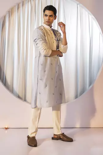 Cloudy coral kurta set