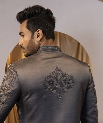 Graphite glist achkan set 3