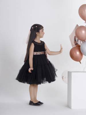 Black big sequins bow net frock 4