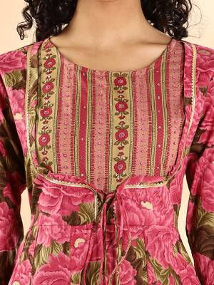  pink floral print sequins work anarkali kurta and trouser with dupatta set 5