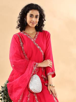  pink silk embroidered angrakha kurta pant set with organza dupatta set 5