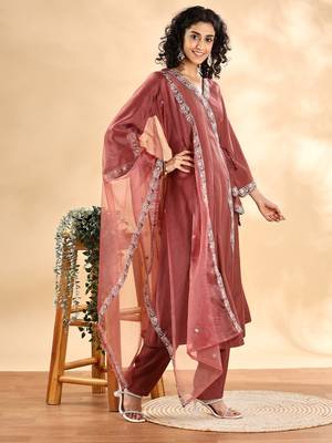  mauve silk embroidered angrakha kurta pant set with organza dupatta set 2