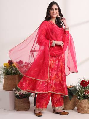  pink ethnic motifs,lace work anarkali kurta and trouser with dupatta set 2