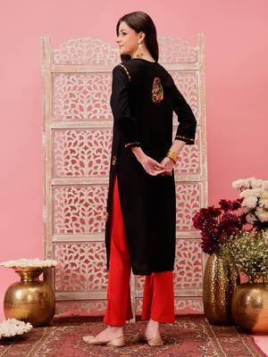 Hand embroidered black cotton lucknowi chikankari straight kurta 2