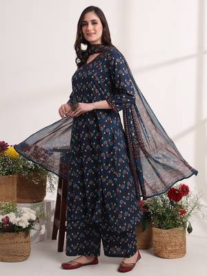 blue  pure cotton a-line kurta dupatta set with handwork 3