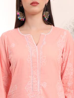  pink floral printed straight kurta trouser dupatta set 4