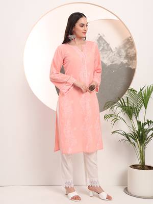  pink floral printed straight kurta trouser dupatta set 5