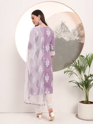  purple floral printed straight kurta trouser dupatta set 3
