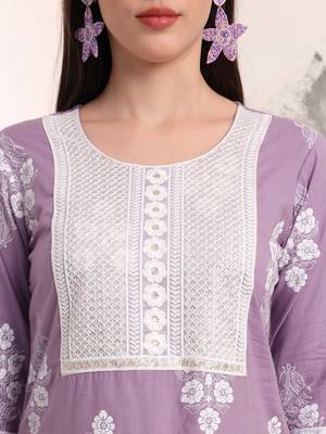  purple floral printed straight kurta trouser dupatta set 4