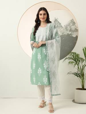  green floral printed straight kurta trouser dupatta set 1