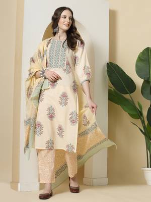  yelloe floral print cotton sequins work kurta set with pant & dupatta 5