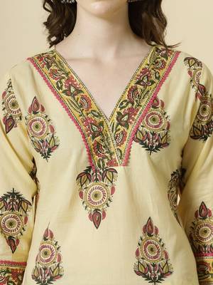  cream cotton cutdana work kurta set with pant & dupatta 4