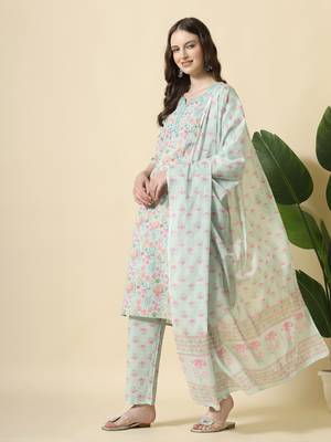  sea green pure cotton floral,thread work kurta dupatta pant set 2