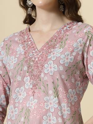  pink pure cotton floral print,thread work kurta set with pant & dupatta 4