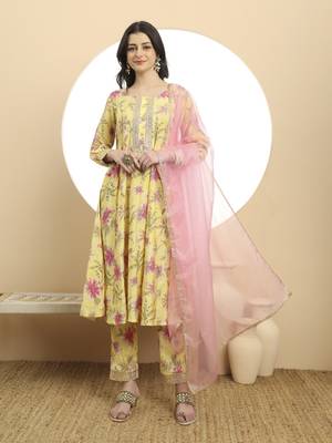  yellow printed silk embroidered kurta dupatta set 1