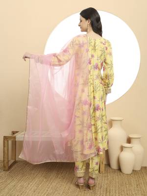  yellow printed silk embroidered kurta dupatta set 3