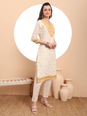  off-white pure handloom cotton weaved thread work kurta dupatta pant set 5