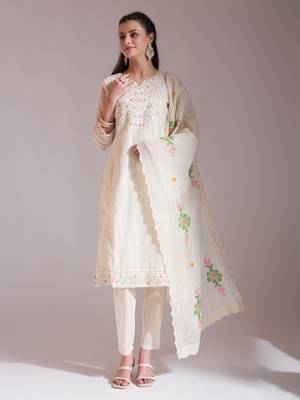 off-white handloom cotton thread work kurta dupatta pant set 1