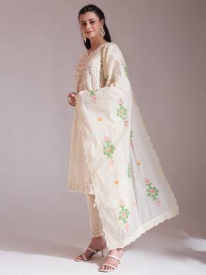  off-white handloom cotton thread work kurta dupatta pant set 2