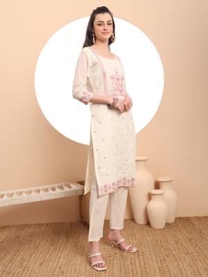  off-white pure handloom cotton thread work kurta dupatta pant set 5
