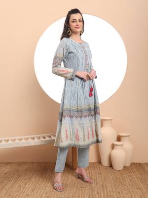 Multicolor cotton blue kurta dupatta pant set 5