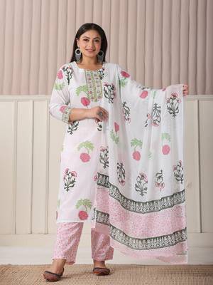 white floral print cotton show button on yoke plus size kurta set with pant & dupatta 1