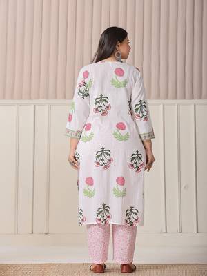 white floral print cotton show button on yoke plus size kurta set with pant & dupatta 3