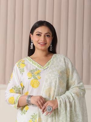 white and yellow cotton sequins work plus size kurta set with pant & dupatta 5