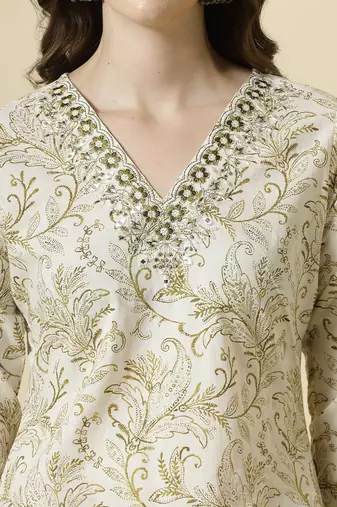 green pure cotton paisley,thread work kurta dupatta pant set