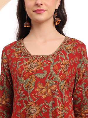  red floral print thread work a-line kurta trouser dupatta set 4