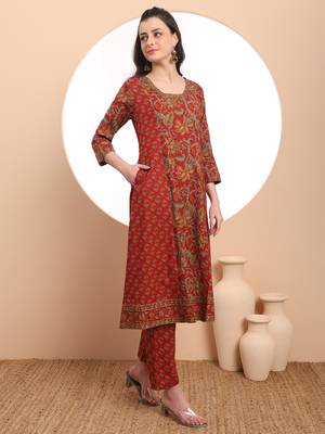  red floral print thread work a-line kurta trouser dupatta set 5