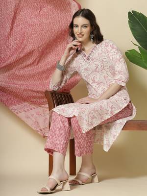 pink pure cotton paisley,thread work kurta dupatta pant set 5