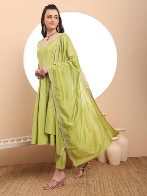  green silk dori embroidery anarkali kurta dupatta pant set 2
