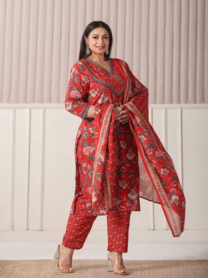 red floral print cotton cutdana work plus size kurta set with pant & dupatta 2
