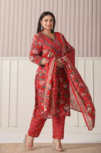 red floral print cotton cutdana work plus size kurta set with pant & dupatta