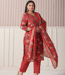 red floral print cotton cutdana work plus size kurta set with pant & dupatta