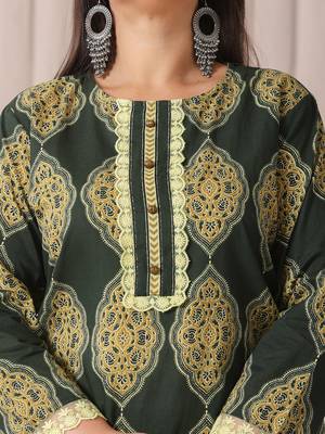 green block print cotton lace work plus size kurta set with pant & dupatta 4