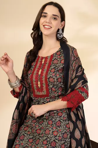  black cotton floral print kurta dupatta set with lace detailing
